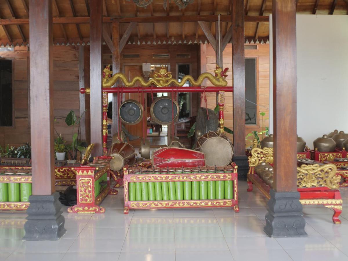 Kemuning Sanggar Pantcha Indra旅馆 外观 照片