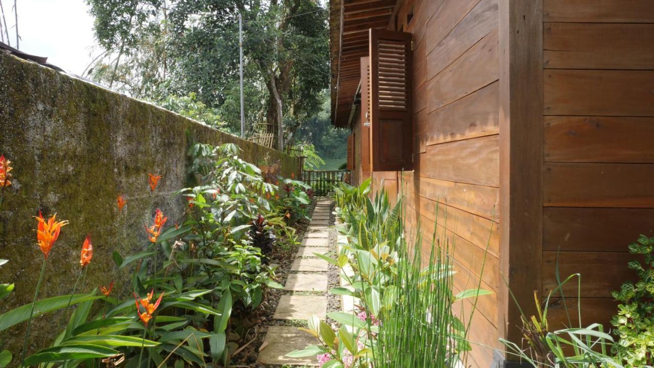 Kemuning Sanggar Pantcha Indra旅馆 外观 照片