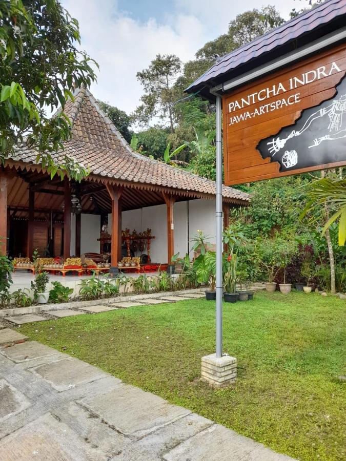 Kemuning Sanggar Pantcha Indra旅馆 外观 照片