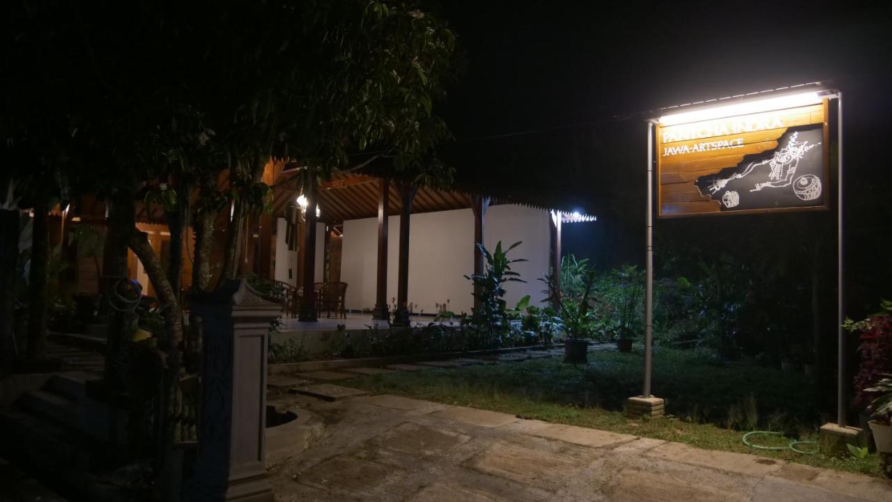 Kemuning Sanggar Pantcha Indra旅馆 外观 照片