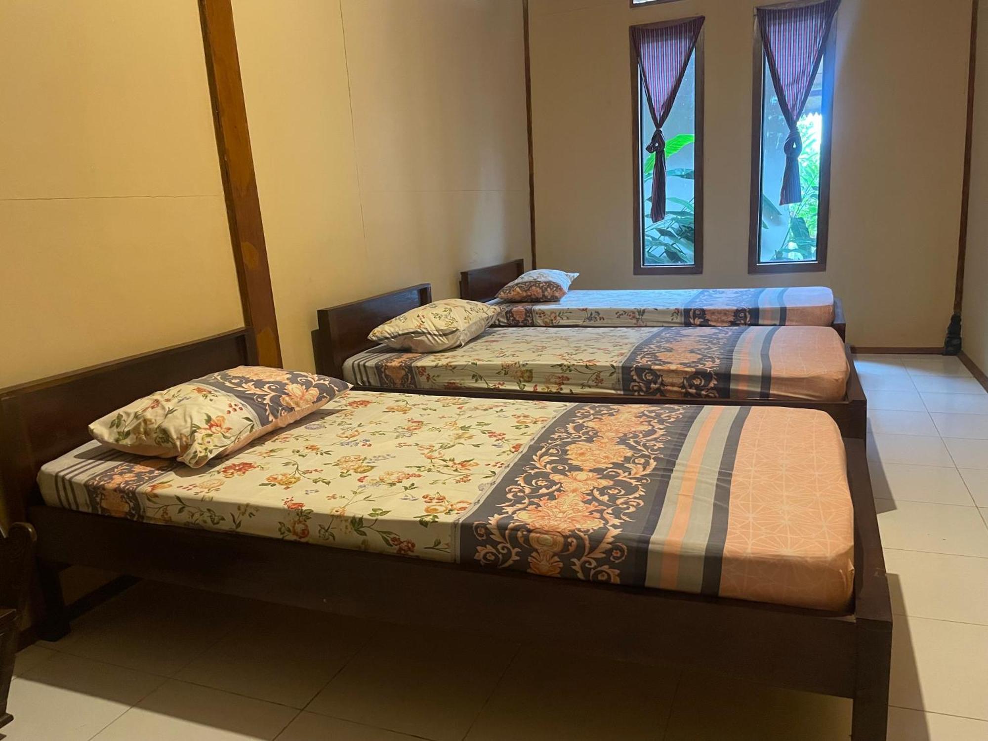 Kemuning Sanggar Pantcha Indra旅馆 外观 照片